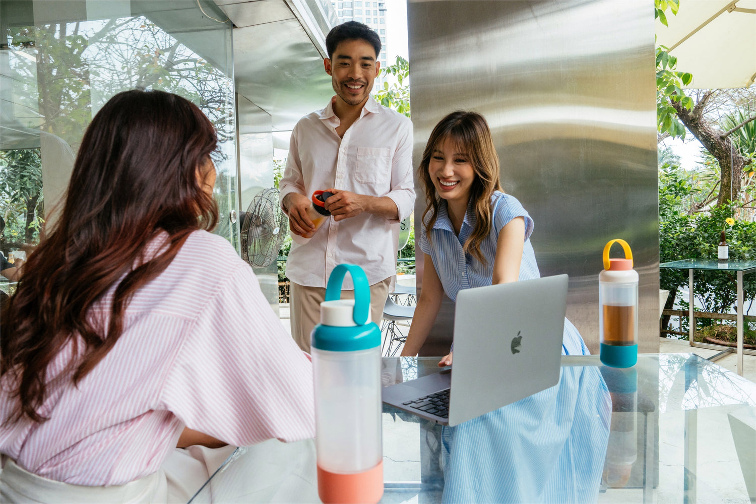 Quà Tặng Doanh Nghiệp Bền Vững: Lựa Chọn Thông Minh Cho Tương Lai Xanh